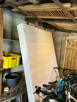 Sommier sur pied 140x190cm