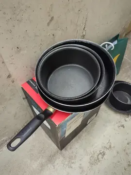 Casserole sauteuse et poêle Tefal (pas d'induction)