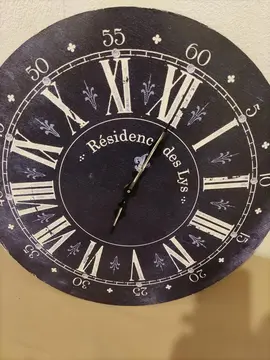 grande horloge murale vintage en bois