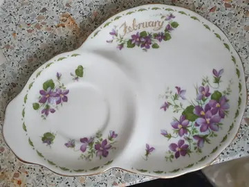 soucoupe petit dejeuner
