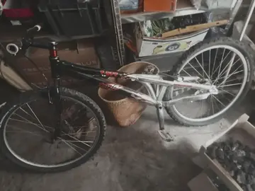 Vélo type trial