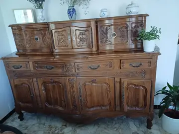 vaisselier table chaisses