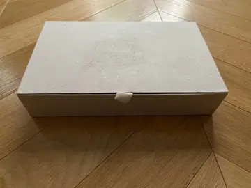 boîte à bijoux en carton brut