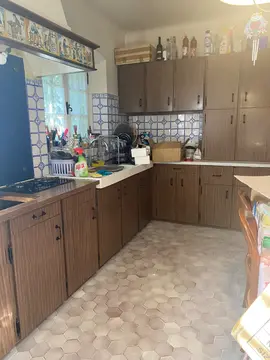 cuisine d’époque en Formica marron