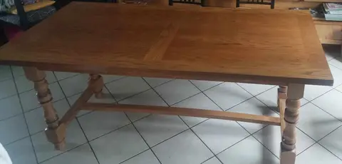 table en bois 174x86 hauteur 77