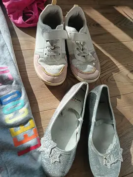 Lot de vêtements fille 7-8 ans