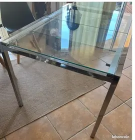 Table Ikea en verre glivrp