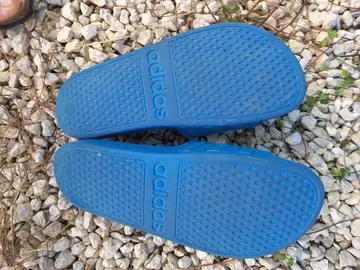 Tongs Adidas