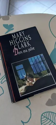Mary Higgins Clark Dors ma jolie
