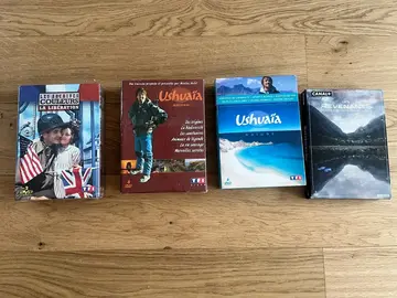 lot de 4 coffrets DVD