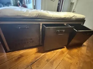 banc avec 3 casiers de rangement