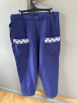 pantalon bleu taille 42