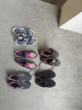 chaussures de sport T39