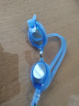 lunette piscine enfant