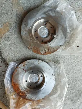 Disques de freins ventilés pour Corsa