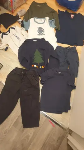 lot Vêtements Garçon 2-4 ans