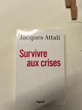 Livre : Survivre aux crises