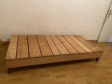 lit en bois
