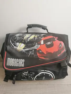 Cartable avec trousse