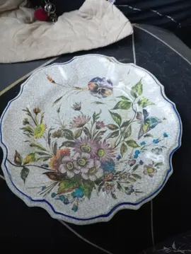 assiette fleurie à accrocher ou à mettre sur un pied