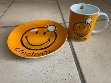 Assiette et tasse