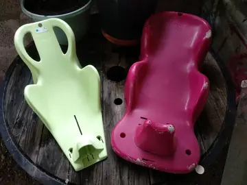 2 transats de bain