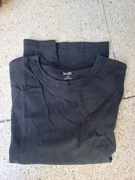 tee shirt noir taille XS manche courte