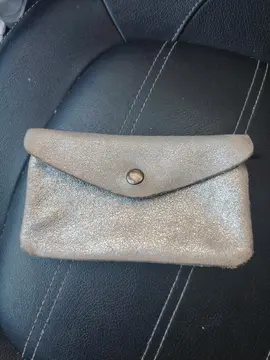 Portefeuille gris argenté