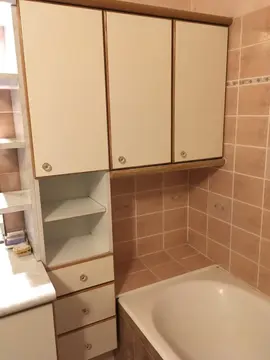 Meuble de salle de bain à donner