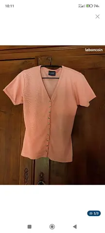 2 polos couleur saumon ou corail
