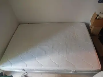 Matelas semi rigide 140*200