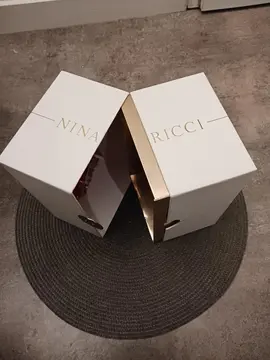 Boite parfum Nina Ricci "l air du temps"