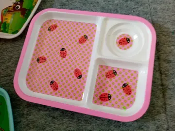 assiette à compartiments