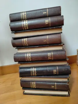 Livre encyclopédie