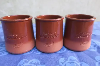 Lot de 3 pots en terre cuite « Saveurs d’autrefois YOPLAIT »