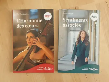 Deux livres de romance (Nous Deux)