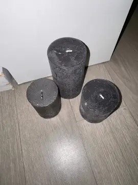 3 bougies neuves
