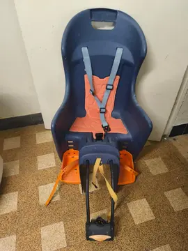 Porte bébé vélo