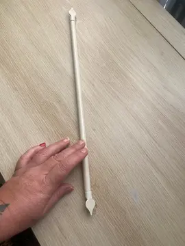 une tringle à rideaux
