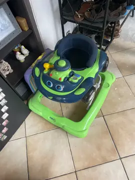 trotteur enfant