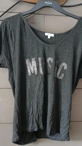 TEE SHIRT TAILLE M