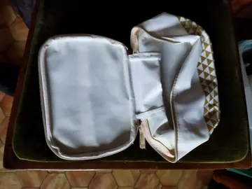 trousse de toilette