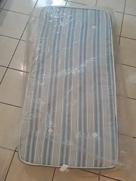 Matelas enfant 140x70x14 cm