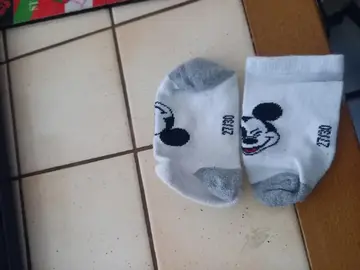 Chaussette bébé très bon état laver