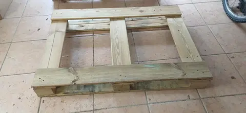 2 palettes en bois