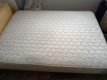 Sommier et matelas 140
