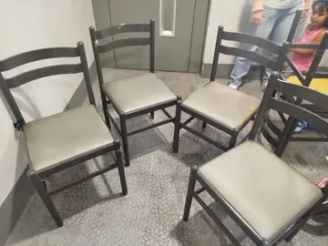 chaises