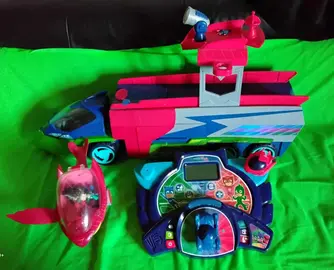 lot de jouets pyjamasque