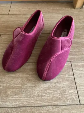 chaussons femme à scratch Damart 41