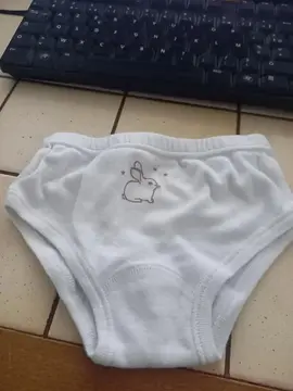 Slip garçon ou fille laver neuf taille 12 mois blanc dessin lapin